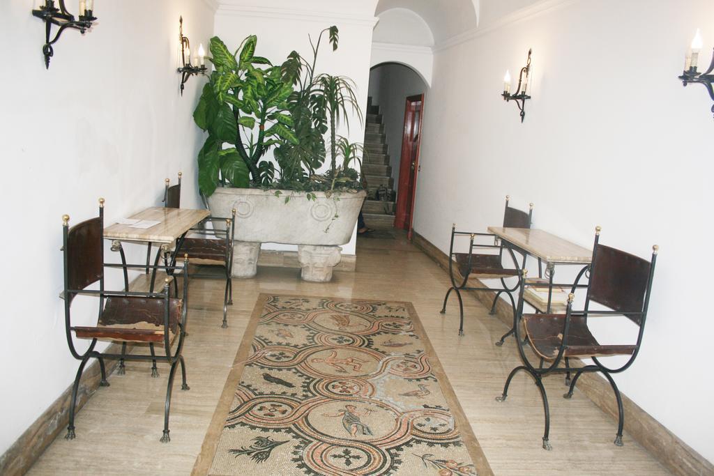 Appartamento Al Foro Romano Bagian luar foto